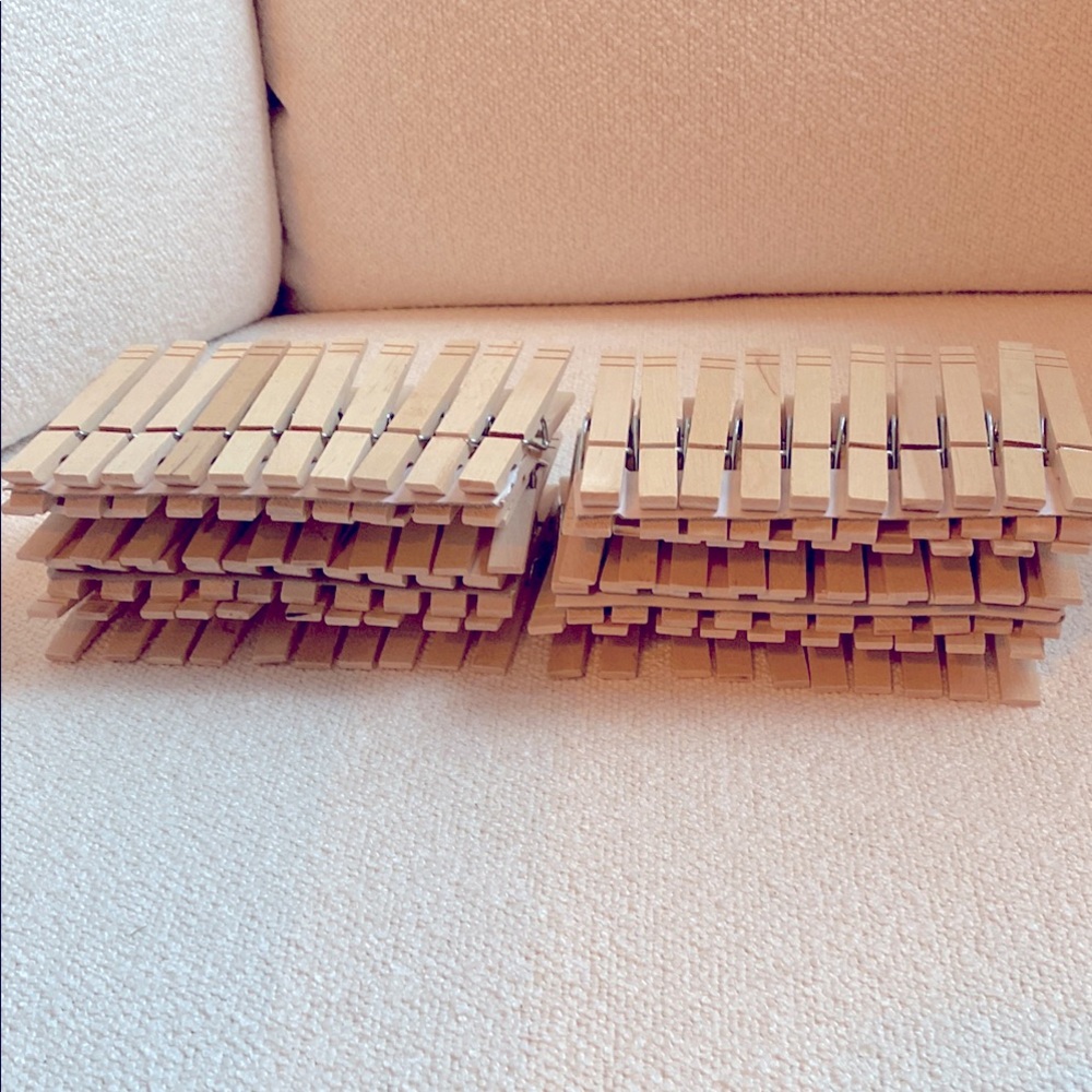 🩷🩵Wood Clothespins Set